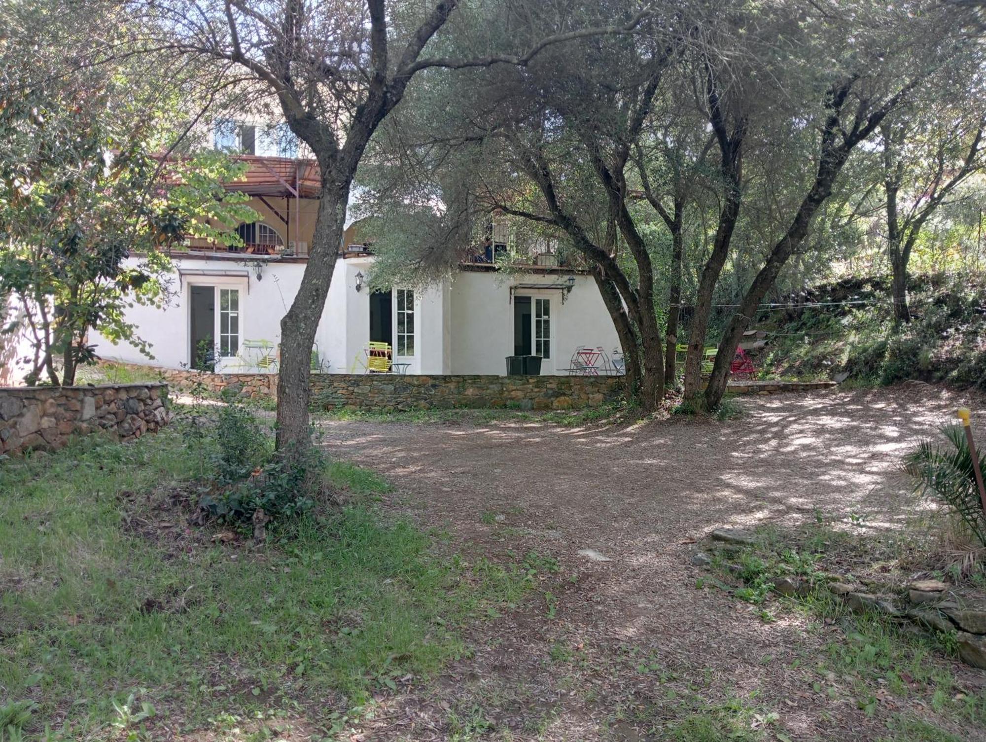 Hotel Berbi Rosse à Oletta  Extérieur photo