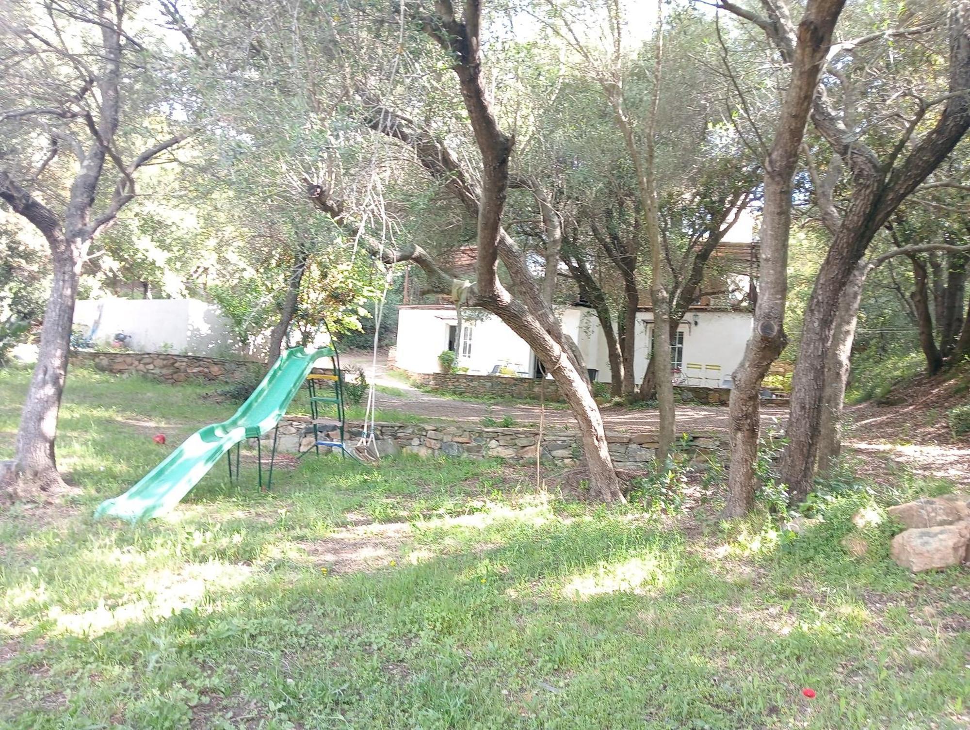 Hotel Berbi Rosse à Oletta  Extérieur photo